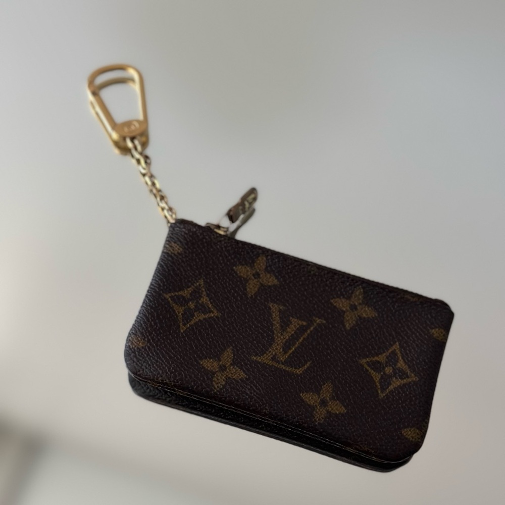 SOLD Vintage Louis Vuitton Monogram Key Cles Leather Key Chain Wallet Card - Picture 1 of 6
